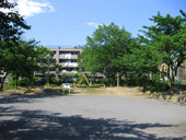 栗平東公園